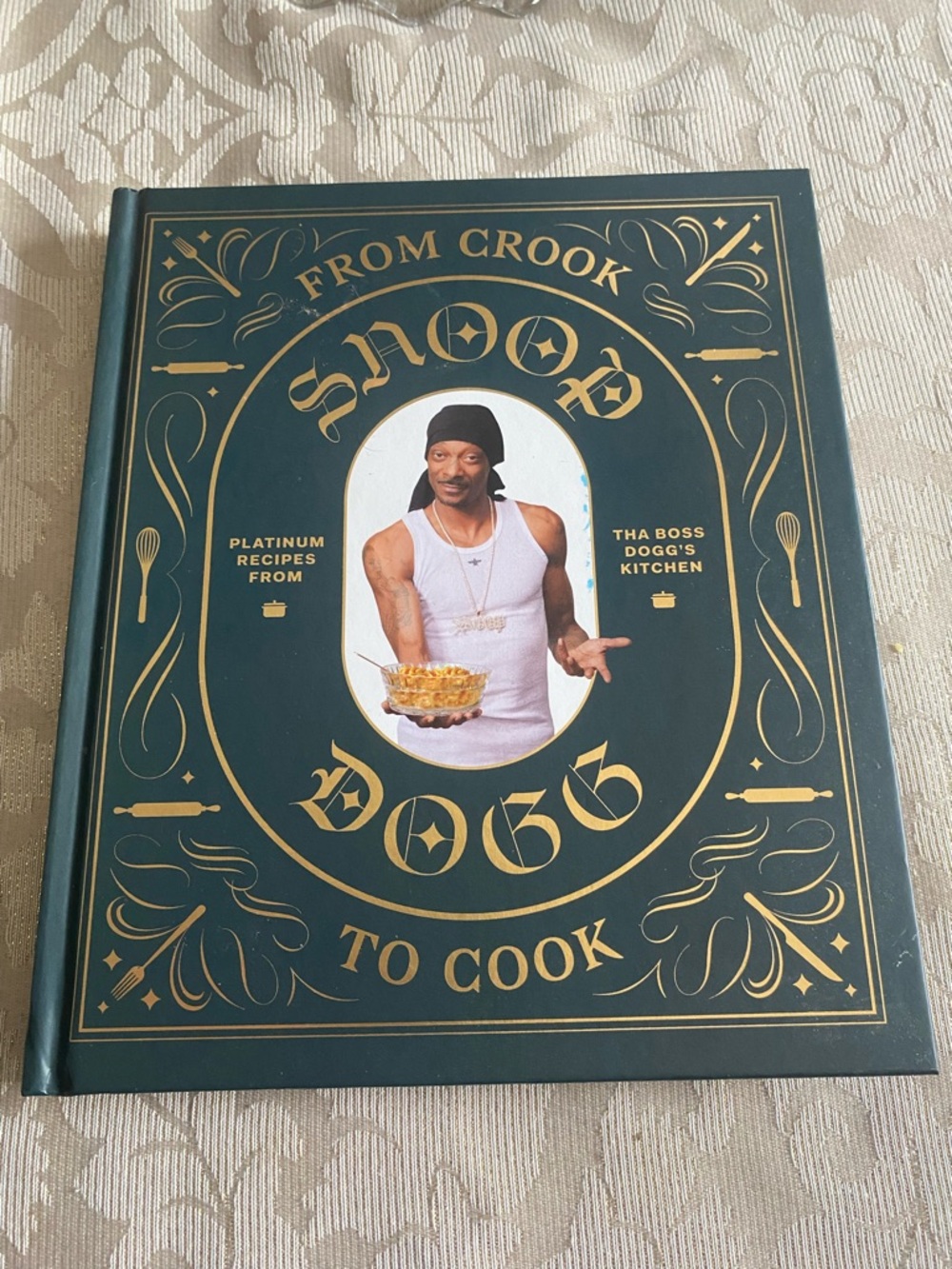 Snoop Dogg Cook Book NWT